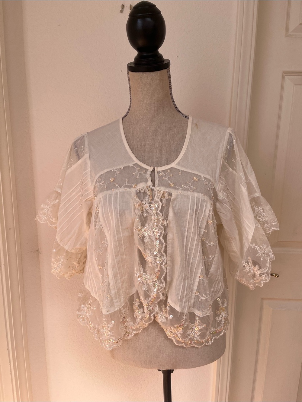 Vintage-Inspired Ivory Lace Overlay Top